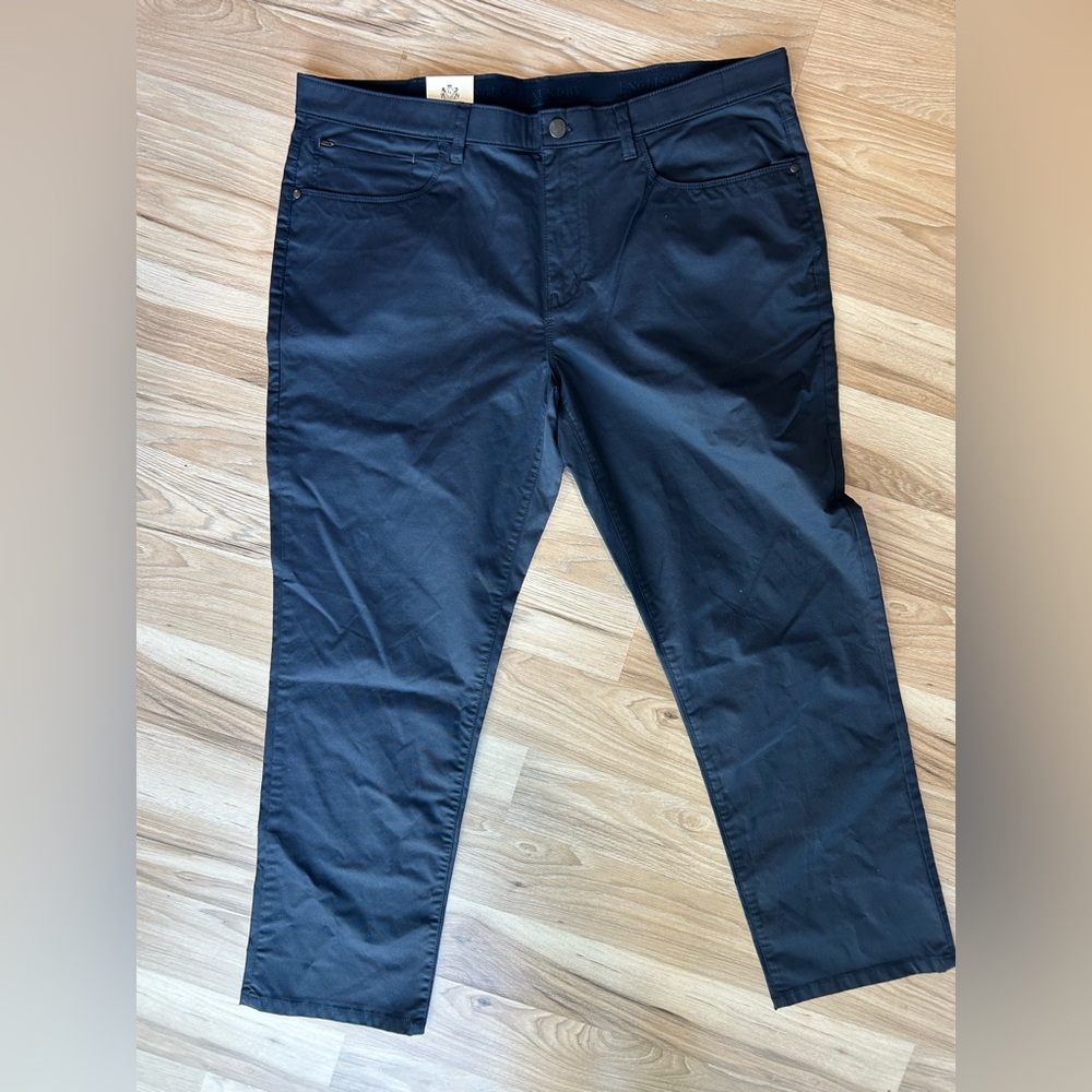 English Laundry NWT Men’s Pants 40x30 Midway Navy Blue Dress Slacks Khaki
